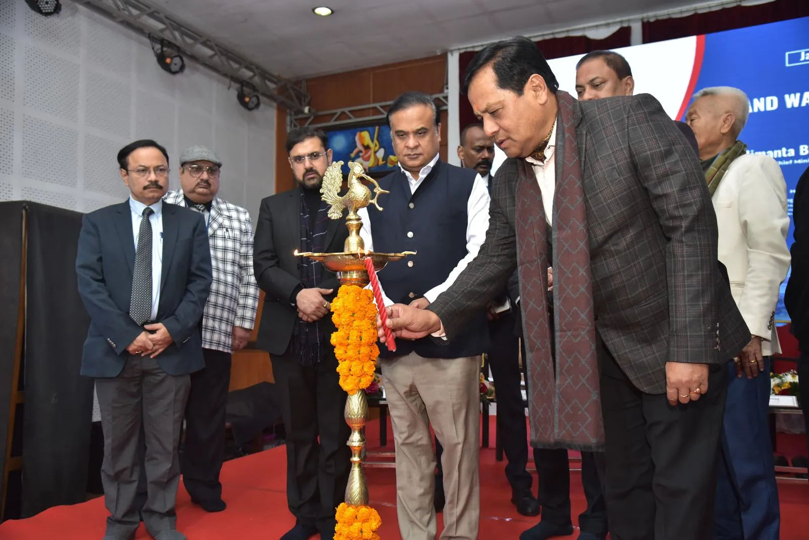 কাজিৰঙাত আভ্যন্তৰণীণ জলপথ উন্নয়ন পৰিষদৰ বৈঠক সম্পন্ন...