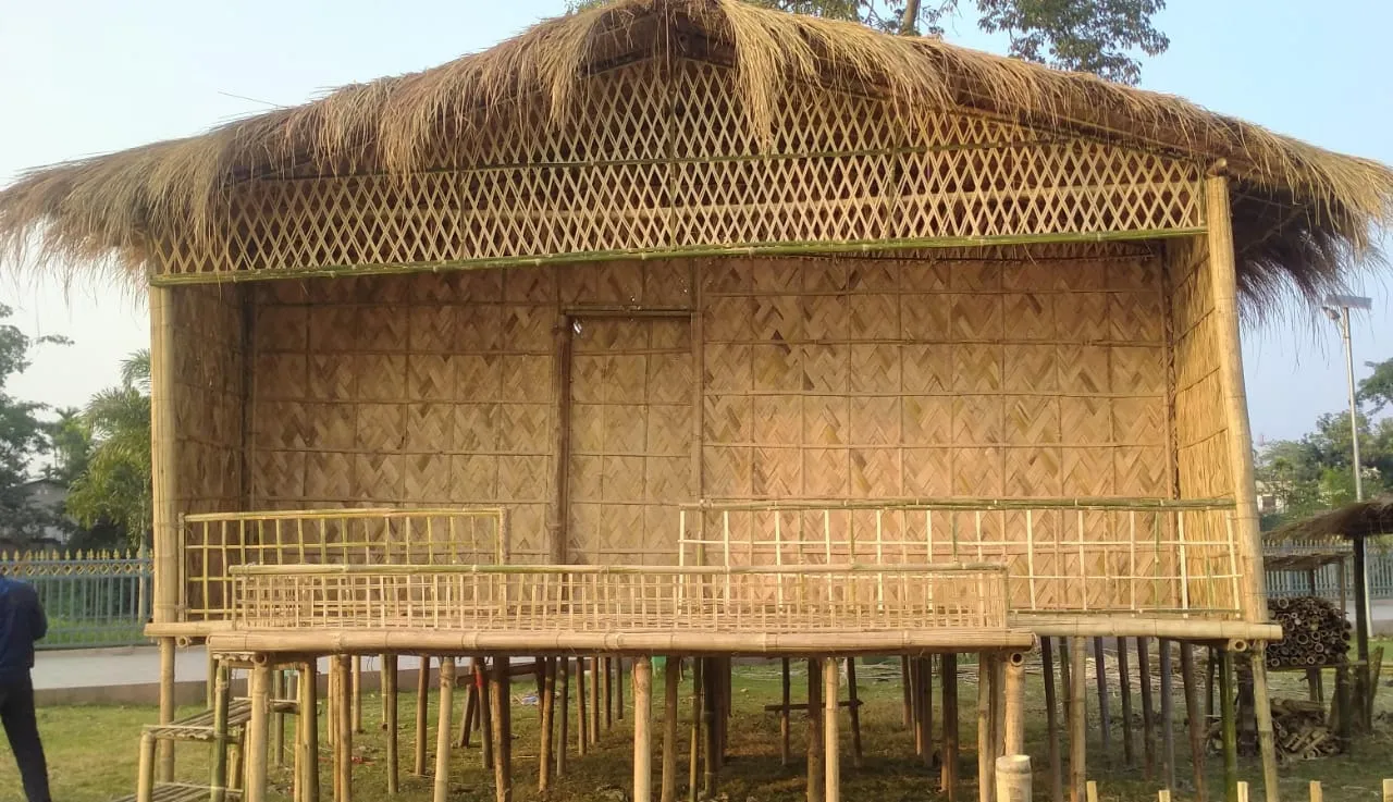 ঐতিহ্যমণ্ডিত  নগাঁও ভোগালী বিহু উৎসৱে