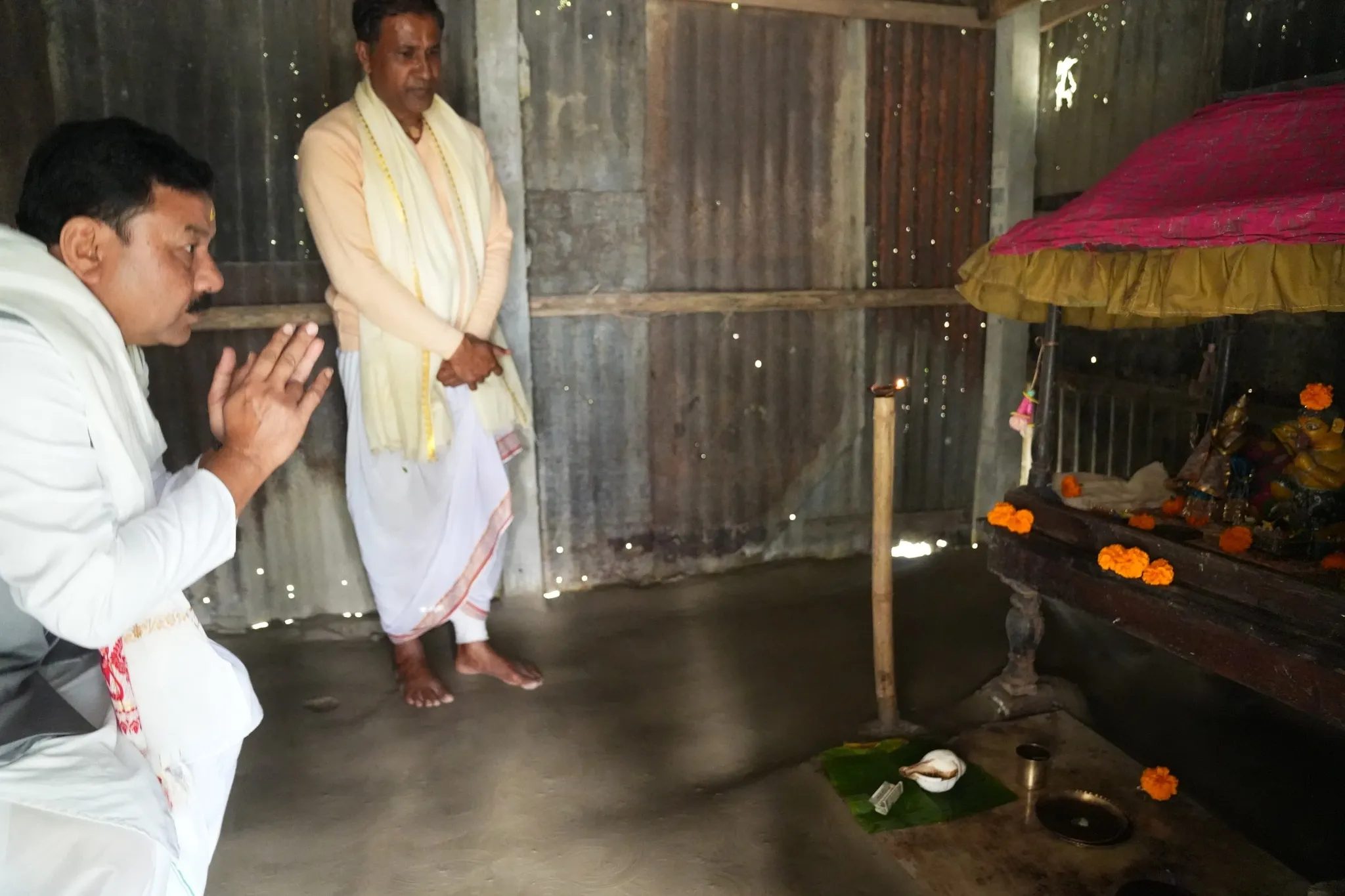 মহাপুৰুষ শ্ৰীমন্ত শংকৰদেৱ আৰু দামোদৰদেৱৰ মহাপ্ৰয়াণৰ স্থান পৰিদৰ্শন মন্ত্ৰী ৰঞ্জিত কুমাৰ দাসৰ