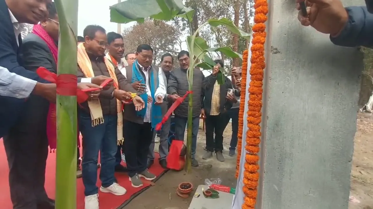 ভাৰত-ভূটান সংযোগী ১২৭ (চি) নং ৰাষ্ট্ৰীয় ঘাইপথৰ পুনঃ নিৰ্মাণ কামৰ শুভাৰম্ভ