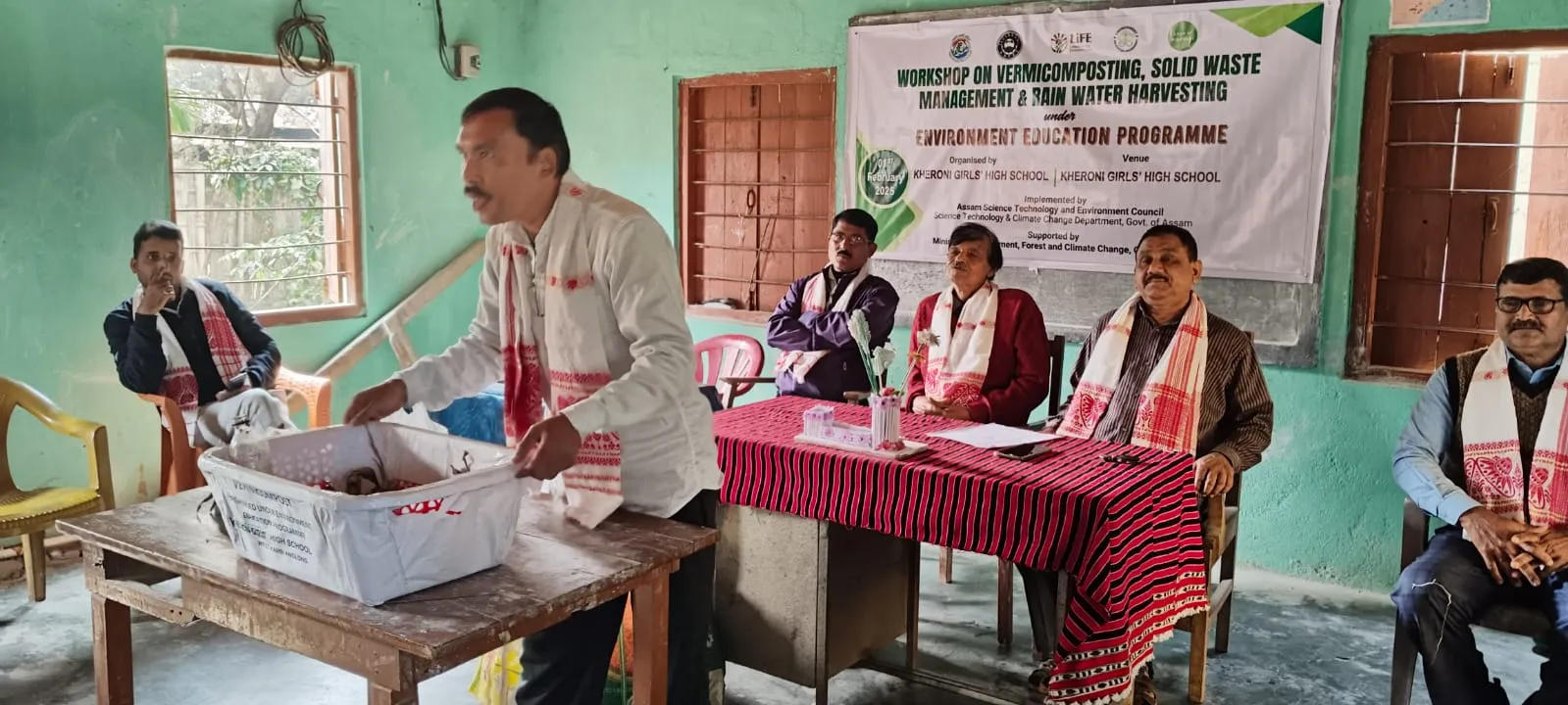 পশ্চিম কাৰ্বি আংলঙৰ খেৰণিত বিজ্ঞানভিত্তিক কৰ্মশালা