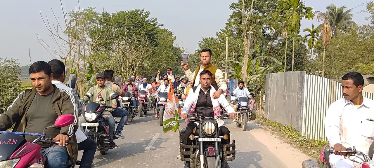 সাংসদ ৰকিবুল হুছেইনৰ বাইক ৰেলীক লৈ প্ৰতিক্ৰিয়া