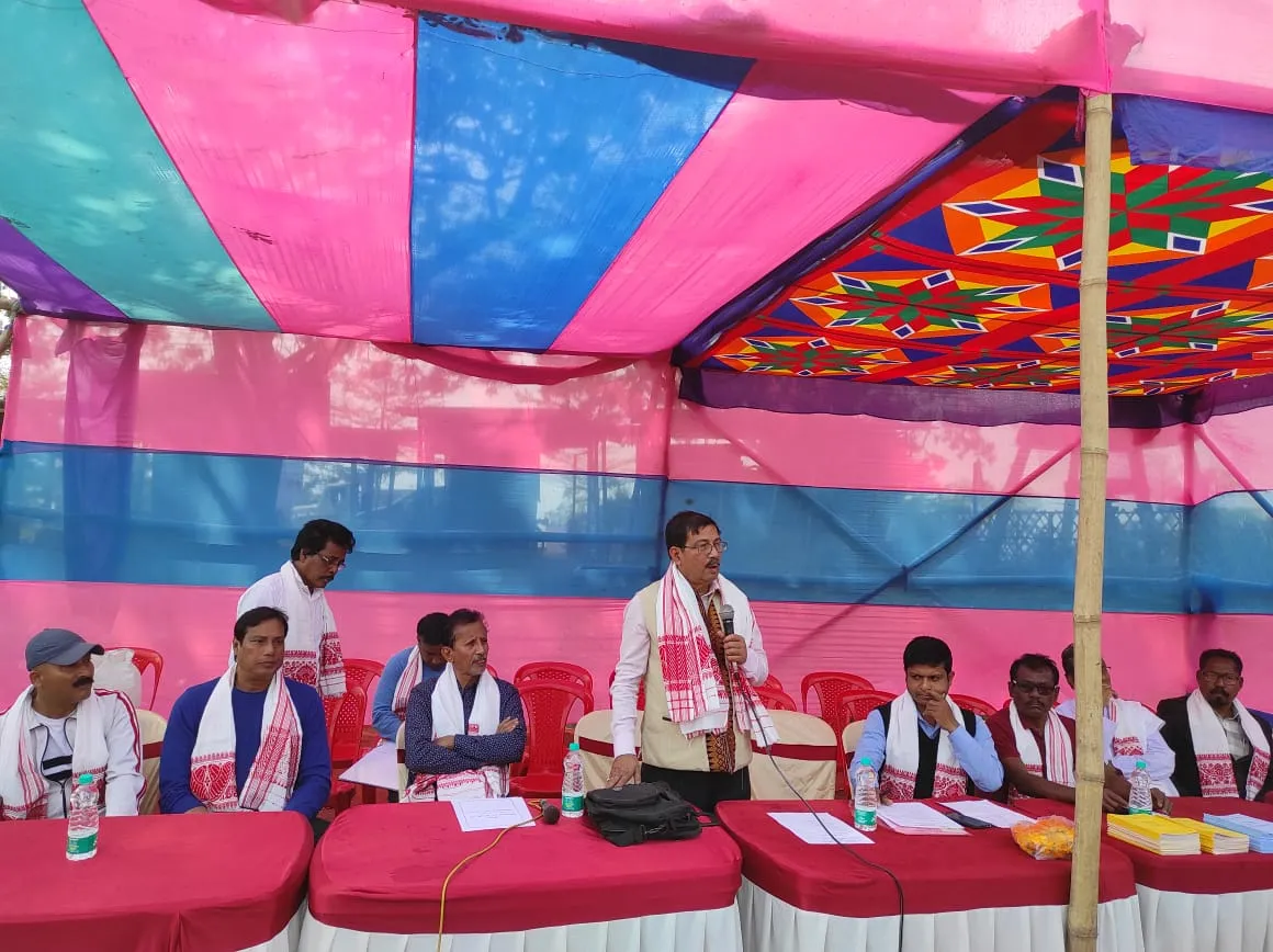 উৰিয়াগাঁৱত ক্ষুদ্ৰ ব্যৱসায়ী সন্থাৰ দ্বি-বাৰ্ষিক বিশেষ সাধাৰণ সভা সম্পন্ন