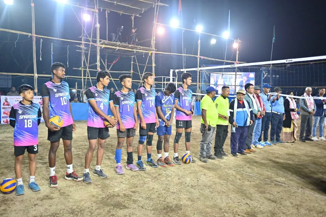 ৰংপুৰৰ ঐতিহাসিক তলাতল ঘৰত অকণ বৰুৱা সোঁৱৰণী ভলীবল প্ৰতিযোগিতা সম্পন্ন