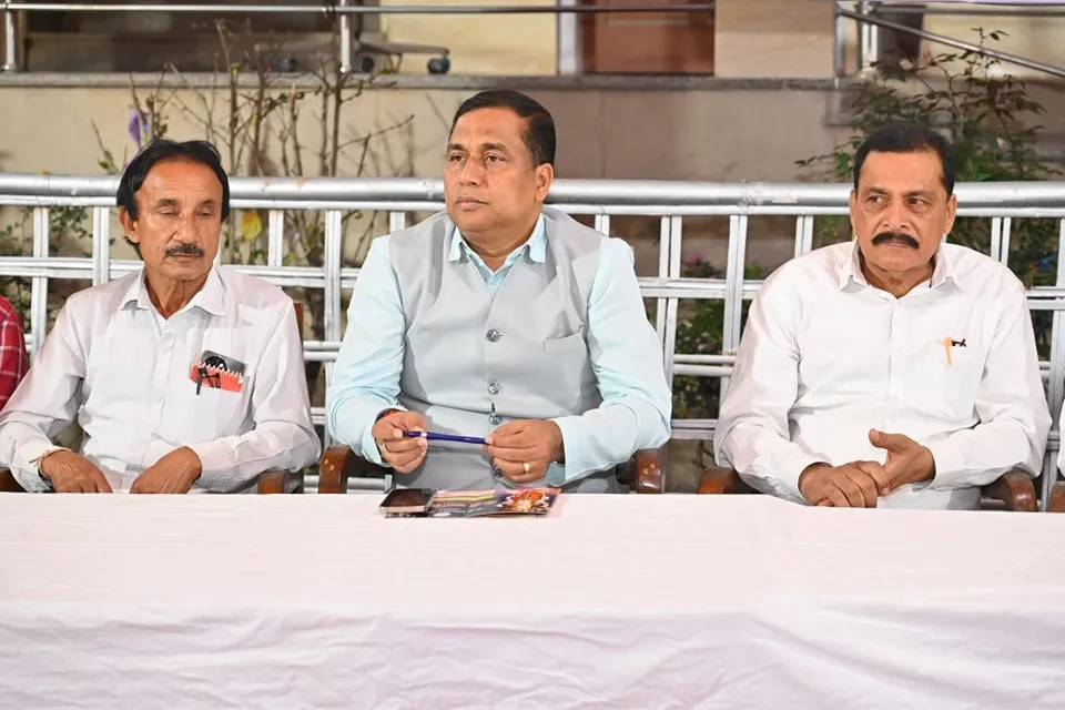 সংবাদমেলত মন্ত্ৰী জয়ন্ত মল্লবৰুৱা