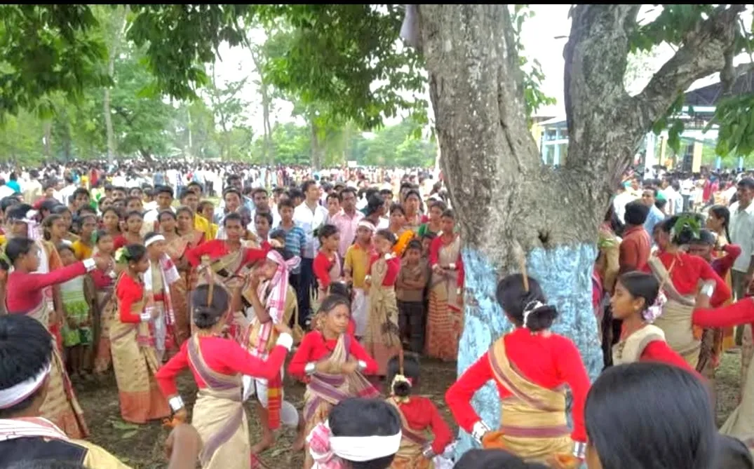 ৯ মে'ৰ পৰা তিনিদিনীয়াকৈ ঢকুৱাখনাৰ ফাটবিহুঃ সৰ্বাংগ সুন্দৰ মুখপাত্ৰ 'বিহুৱান' প্ৰকাশৰো প্ৰস্তুতি