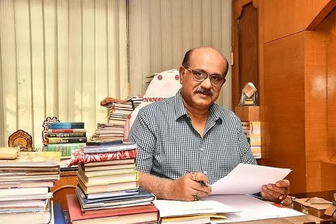 ‘পিতৃৰ পাছত মই দ্বিতীয়গৰাকী অভিভাৱকক হেৰুৱালে’