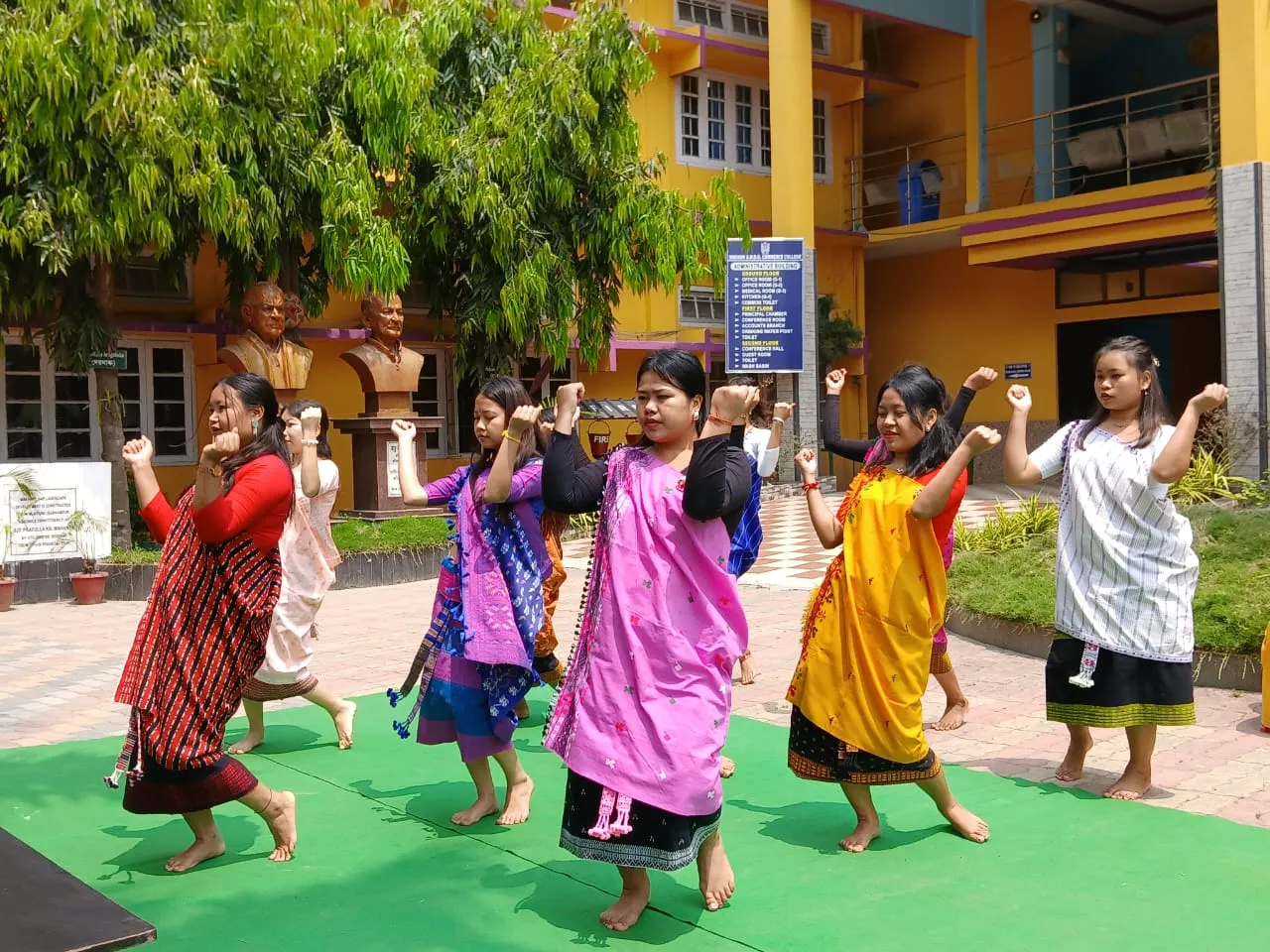 প্ৰাক ৰঙালী বিহু উদযাপন