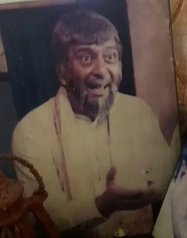 'কাদম্বৰী'ত নিপন গোস্বামী।<br />
  User