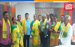 প্ৰমোদ বড়োৰে আলোচনা কোচ ৰাজবংশী জাতীয় পৰিষদ আৰু সাহিত্য পৰিষদৰ  
