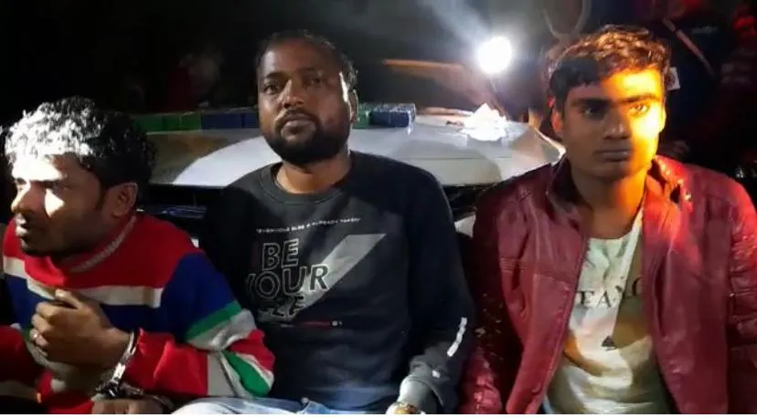 ধৃত তিনি ড্ৰাগছ সৰবৰাহকাৰী  