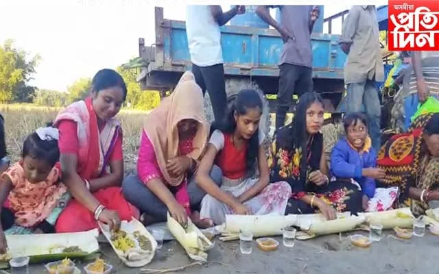  থলুৱা খাদ্য সম্ভাৰেৰে ন-খোৱা উৎসৱ  