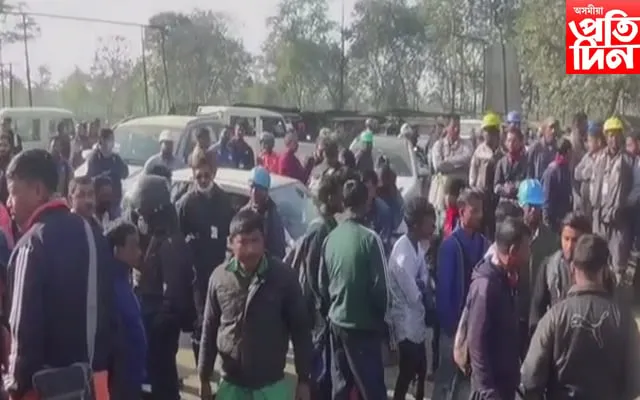 উত্তপ্ত এন আৰ এলৰ  মুখ্য প্ৰৱেশ দ্বাৰ   