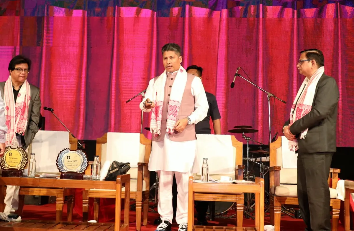 গুৱাহাটী প্ৰেছ ক্লাবৰ সোণালী জয়ন্তী বৰ্ষ উদযাপন  