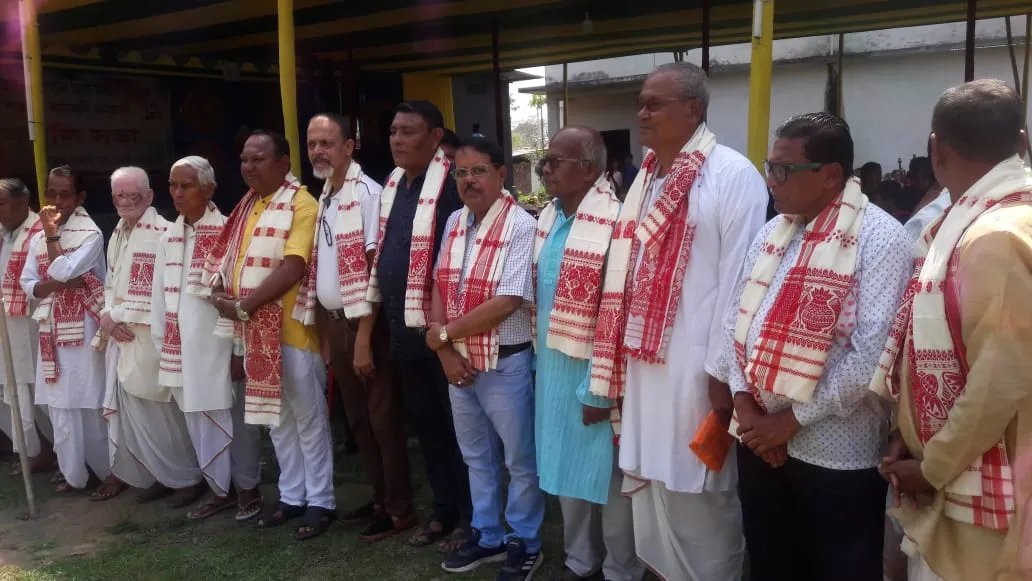 বিশিষ্ট ব্যক্তিসকল  
