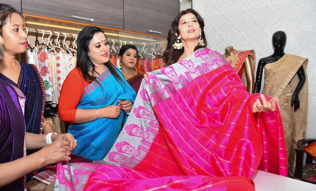 সংযুক্তা ষ্টুডিঅ  