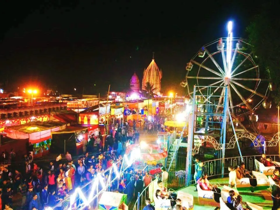 বঙাইগাঁৱৰ ৰাস উৎসৱ দৃশ্য  