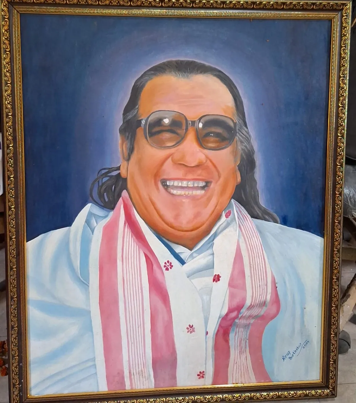 প্ৰতিষ্ঠাপক অধ্যক্ষ প্ৰয়াত  পুণ্যব্ৰত দেৱ গোস্বামীৰ তৈল চিত্ৰ  