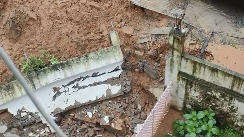 পাণ্ডুত ভয়ংকৰ ভূমিস্খলন  