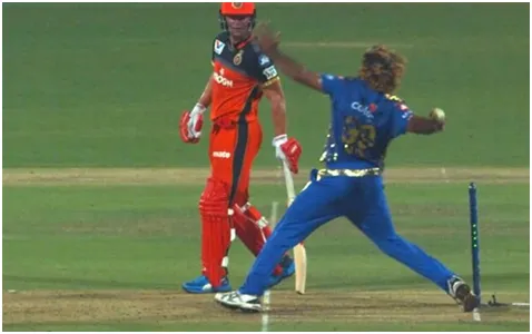 Malinga bowling