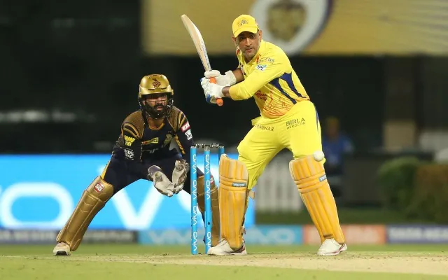  IPL - 3 great batting performances by MS Dhoni While fighting an injury