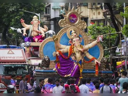 Ganesh Chaturthi 2024: Dates, Shubh Muhurat to bring home Lord Ganesh, Puja  vidhi, Ganpati visarjan and rituals - The Economic Times