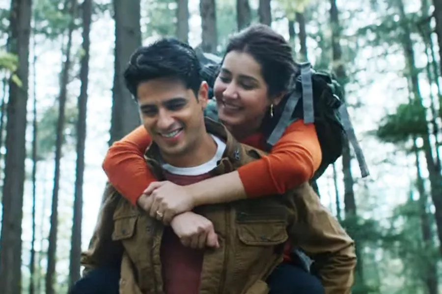 Netizens Laud Versatile Powerhouse Raashii Khanna & Sidharth Malhotra’s Pairing.jpeg