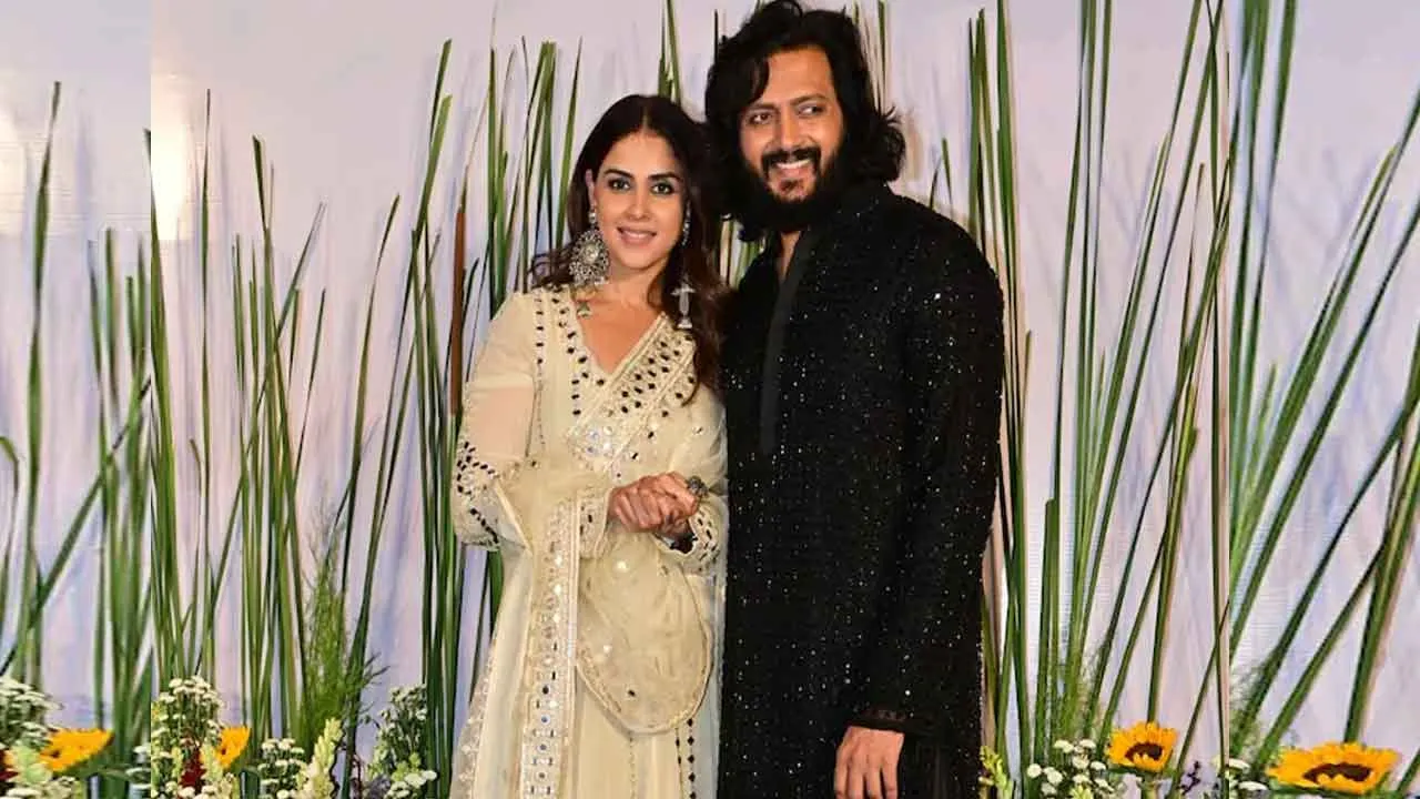  Riteish Deshmukh and Genelia Deshmukh