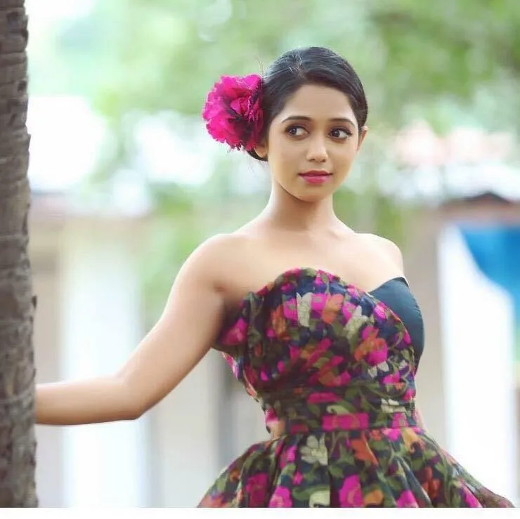 Yashashri Masurkar.jpeg