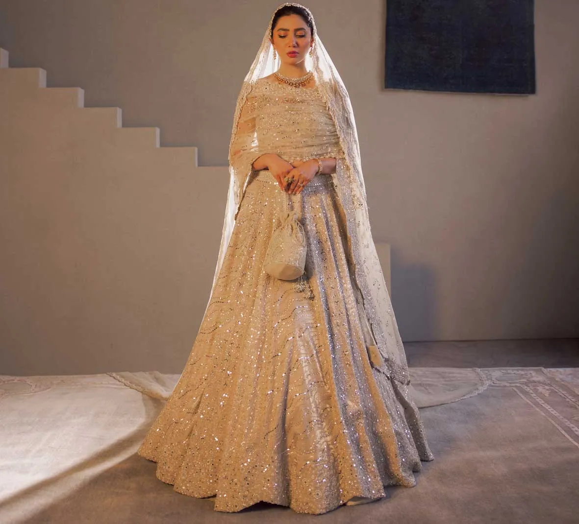 Sawan Gandhi Drapes Mahira Khan In His Monochrome Magic (4).jpg