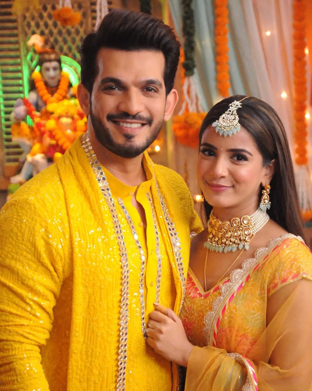 Arjun Bijlani and Nikki Sharma  (2).jpg