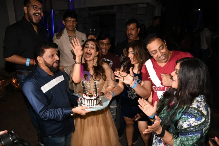 IPL Anchor Priyanka Tiwari Celebrate her birthday with bollywood celebs and friends