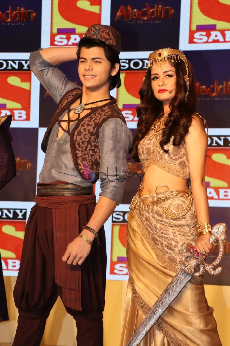 Siddharth Nigam, Avneet Kaur 