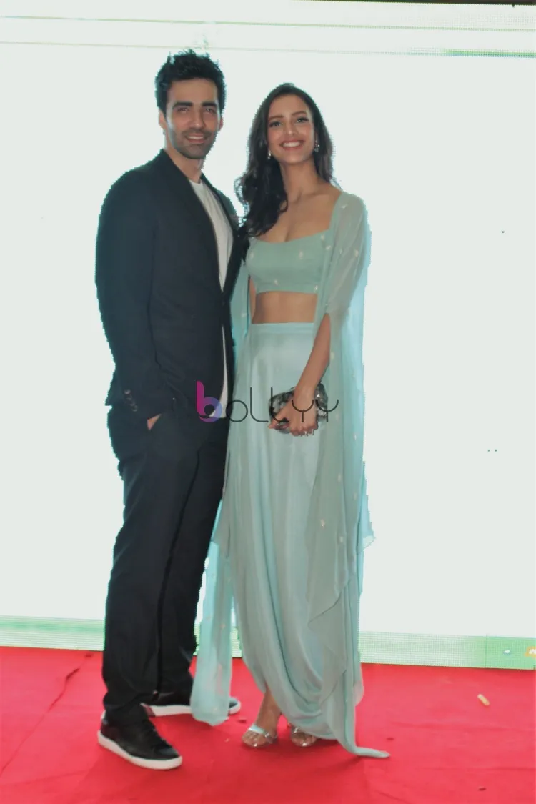 Avinash Tiwary, Tripti Dimri