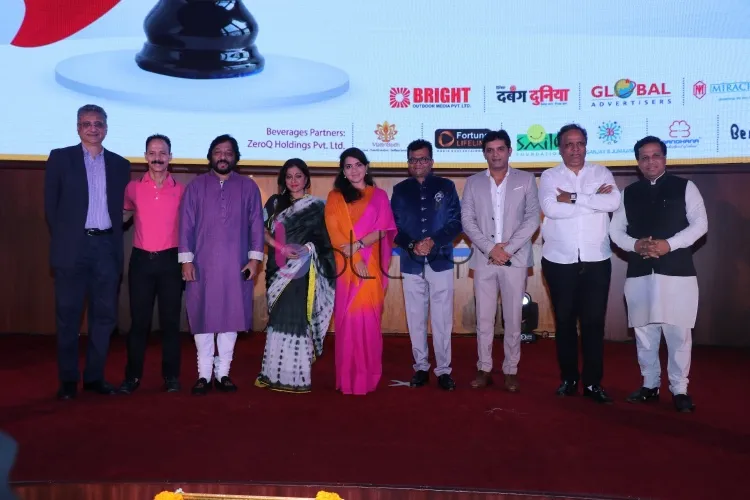 Mickey Mehta, Roop Kumar Rathod, Sunali Rathod, Shaina NC, Dr.Aneel Kashi Murarka, Ashish Shelar and Vinod Shelar 