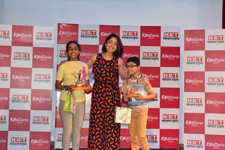 Yami Gautam with NGo Kids