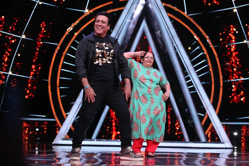 Govinda shaking a leg with Vibhor Parashar's dadi