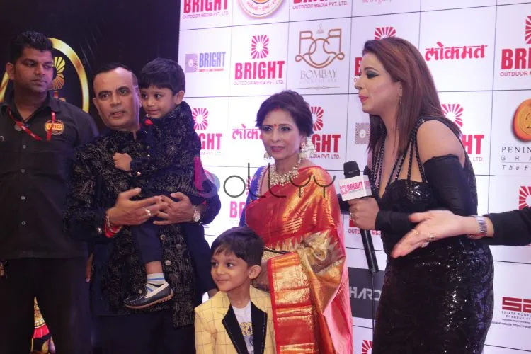 Yogesh Lakhani with Family