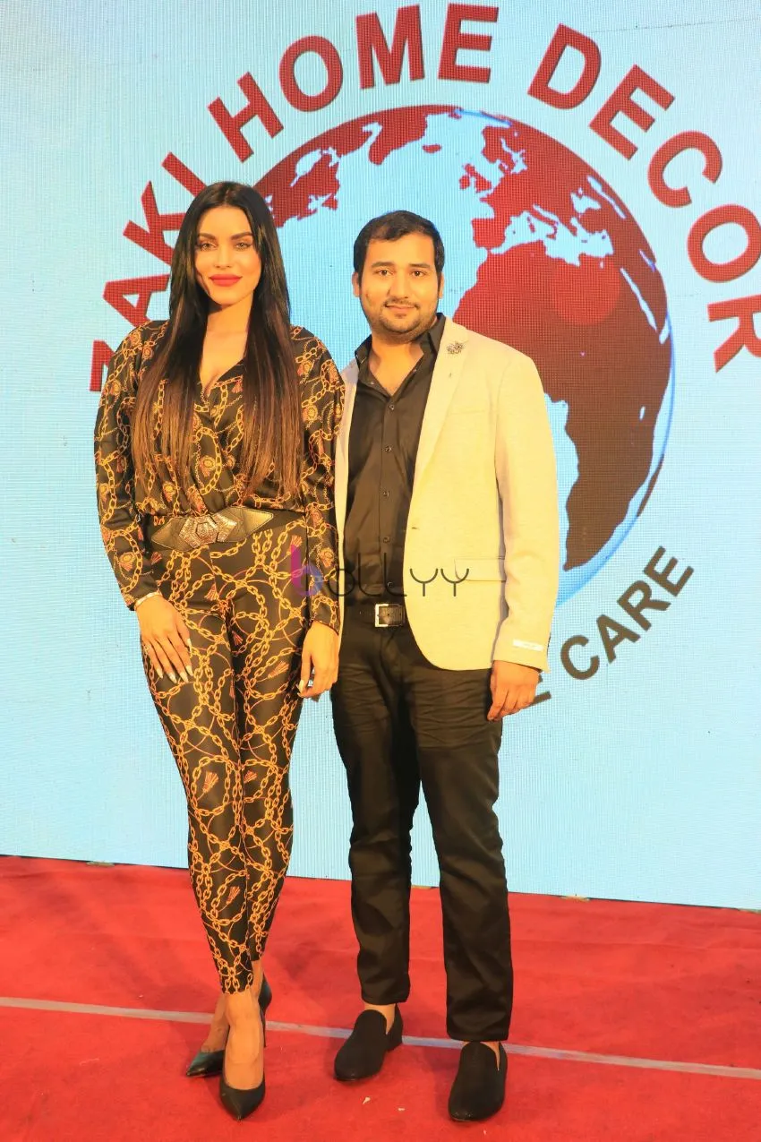 Zaki Ahmed with Gizele Thakral