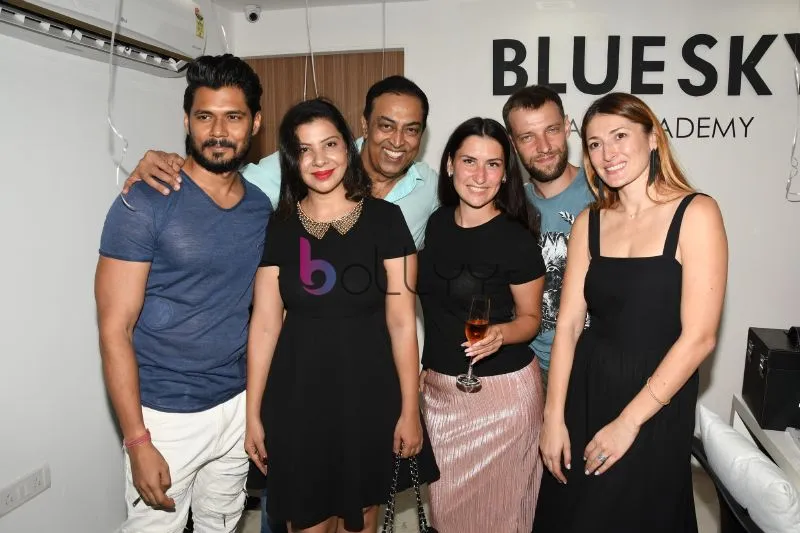 Avinash Dwivedi, Sambhavana Sheth, Vindu Dara Singh, Marina Kaluzhnaya, Roman, Dina Singh 