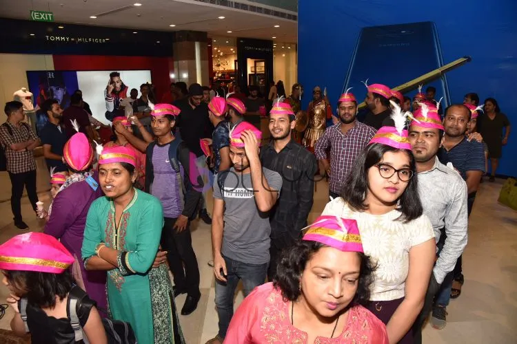 Audience at Delhi's ambience mall for the inauguaration of COLORS Imaraat-E-Ishq