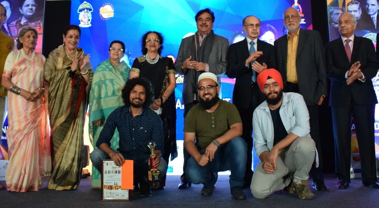 Doly Thakore, Poonam Sinha, Rajashree Birla, Kalpana Munshi, Satrughan Sinha, Adi Godrej, Shekhar Bajaj, Srikrishna - winners Jitendra Rai, Mohammed Sadriwala, Navaldeep Singh