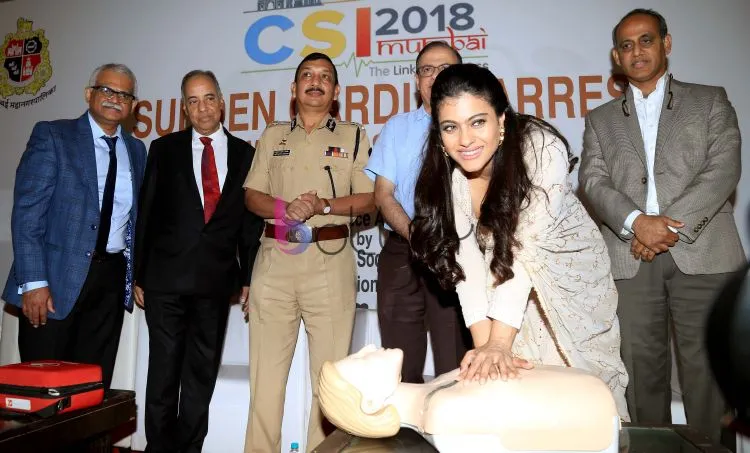Dr Amit Vora, Dr. Satyavan Sharma, Subodh Jaiswal, Ajoy Mehta, Kajol & Dr. Prafulla Kerkar