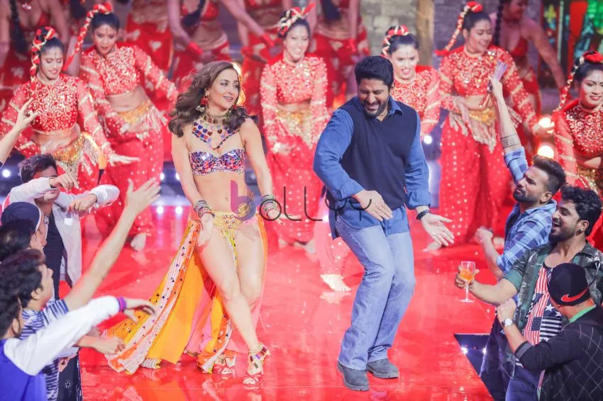  Elli AvrRam with Arshad Warsi 