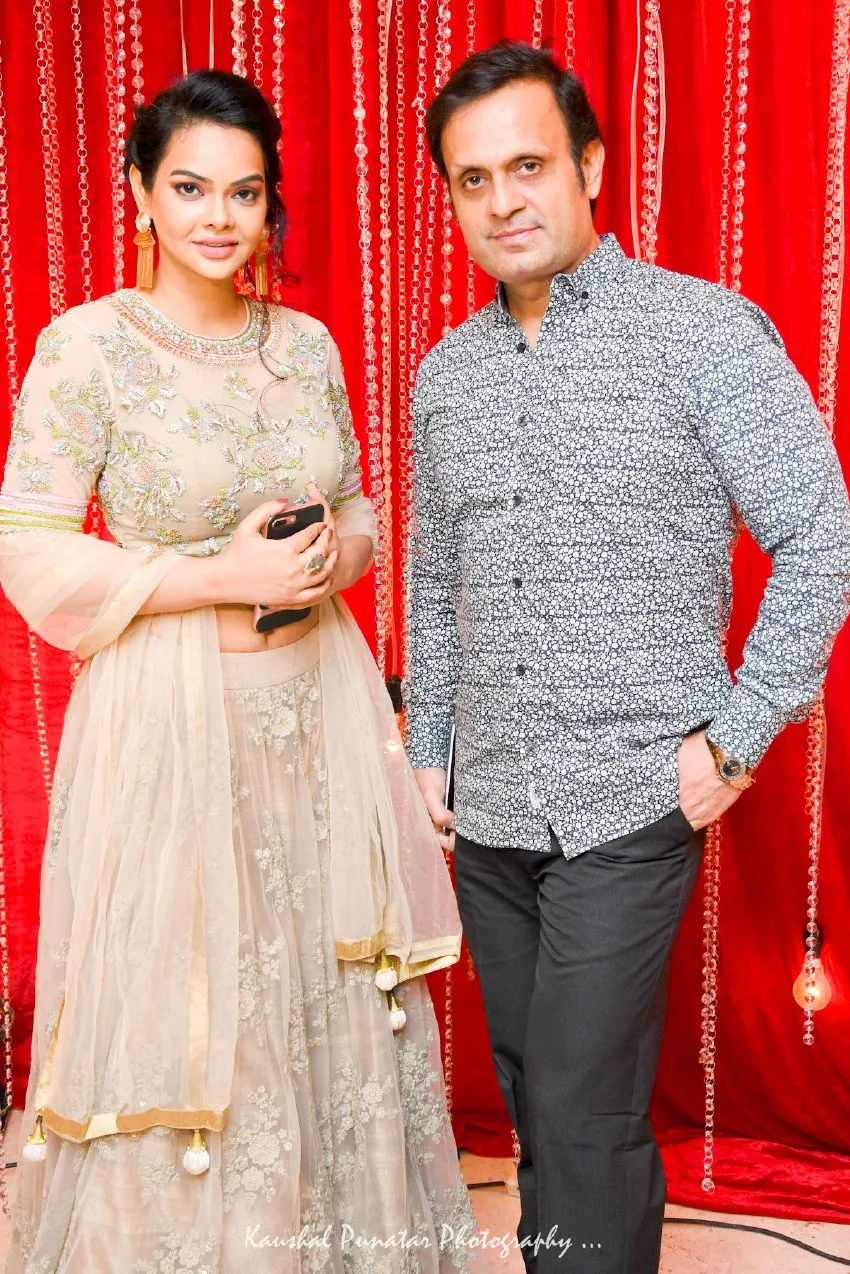 DJ Sheizwood with Shweta Chaudhary