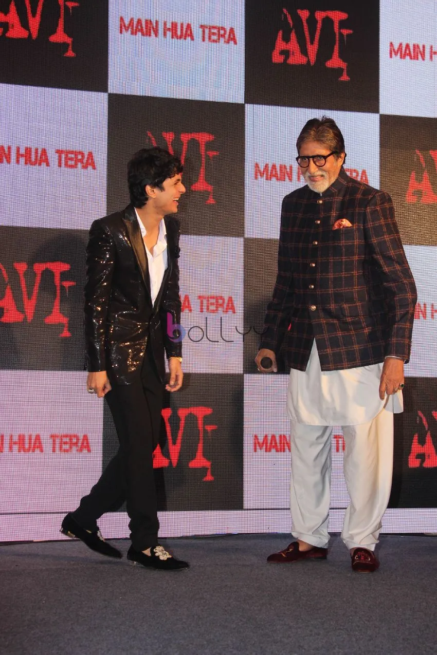 Avitesh Shrivastava and Amitabh Bachchan 