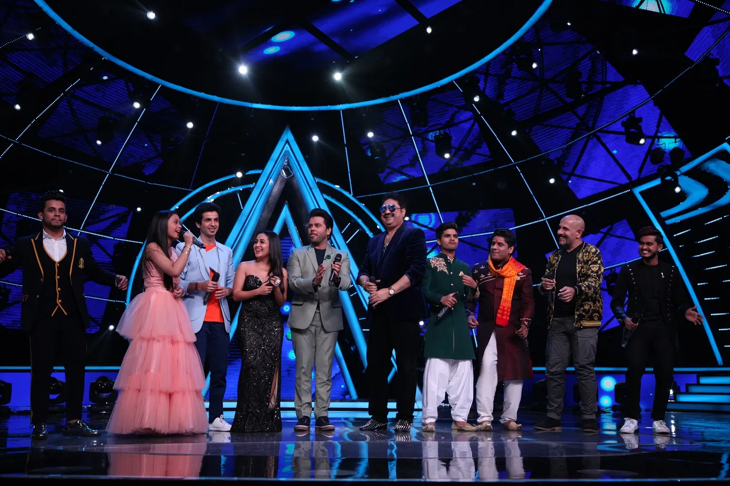 Kumar Shanu with Indian Idol Judges and Contestant