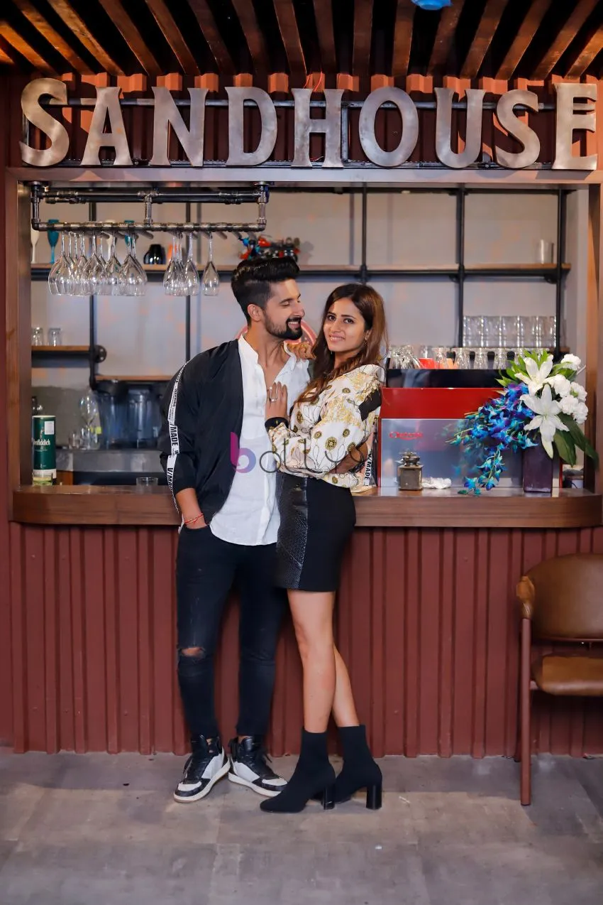 Ravi Dubey And Sargun Mehta Launch Cafe In Gurgaon!