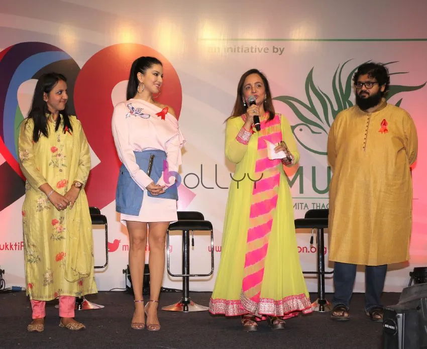 Dr.Trupti Gilada, Sunny Leone, Smita Thackeray & Rahul Thackeray 