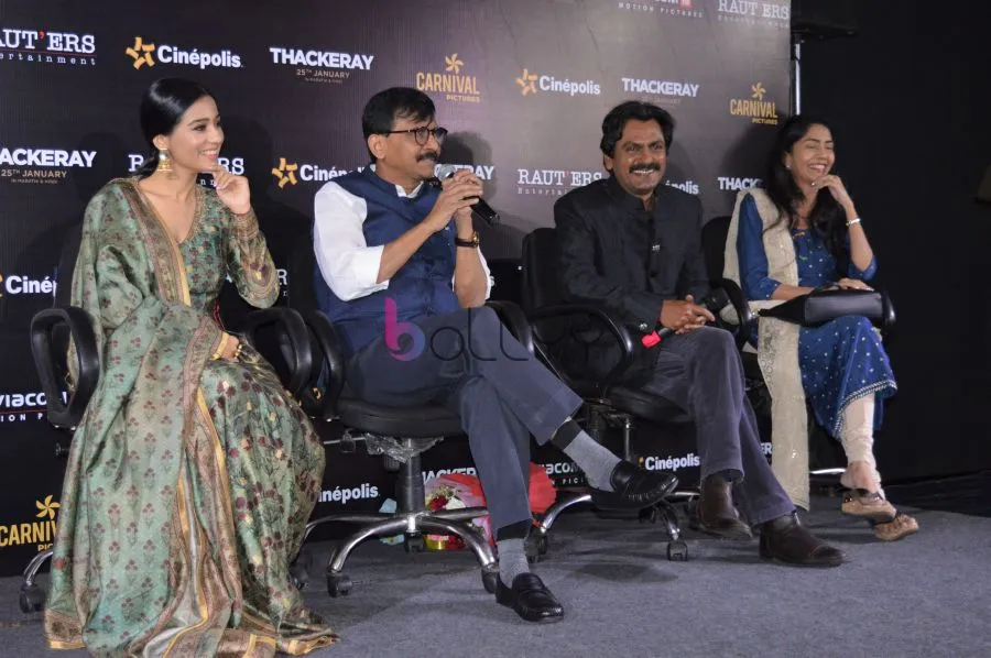 Amrita Rao, Sanjay Raut, Nawazuddin Siddiqui and Purvashi Raut 